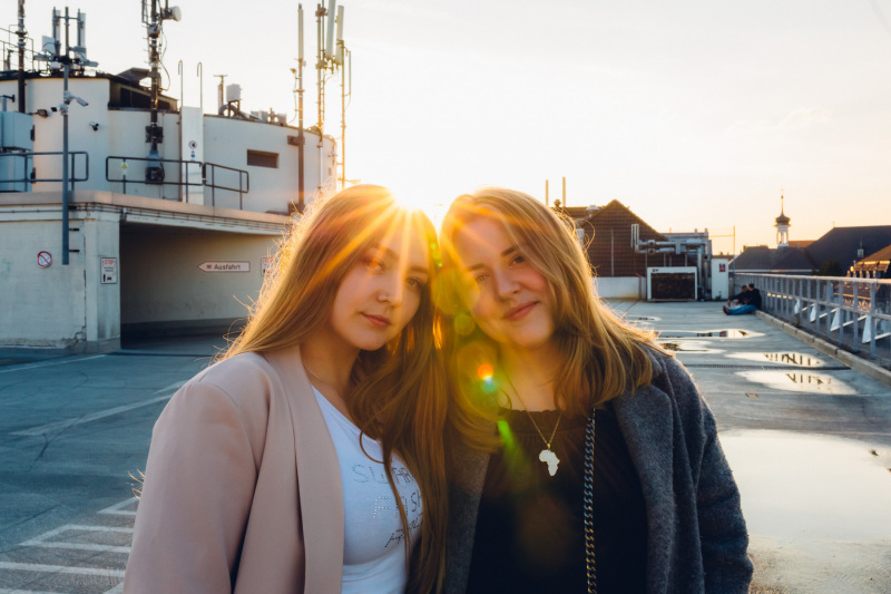 Lena & Nina